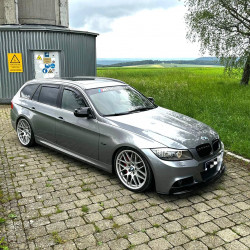 Carbonteile Tuning 1763 - Frontlippe Spoiler Schwert schwarz glänzend passend für BMW 3er E90 E91 LCI mit MPaket