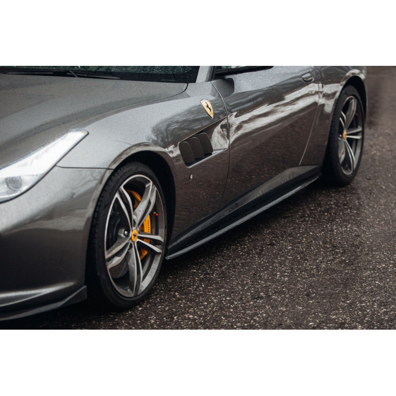 Carbonteile Tuning 1801 - Sideskirt Seitenschweller Ansatz Carbon passend für Ferrari GTC4 Lusso 2016-2020
