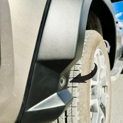 Carbonteile Tuning Kotflügelverbreiterung Ansatz ABS Matt für Volkswagen VW Amarok 2022+ - 4073