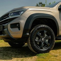 Carbonteile Tuning Kotflügelverbreiterung Ansatz ABS Matt für Volkswagen VW Amarok 2022+ - 4073