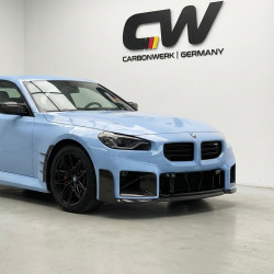 Pièces en carbone Tuning 1980 - Frontaufsatz Frontlippe Spoiler Schwert Performance Vollcarbon passend für BMW G87 M2