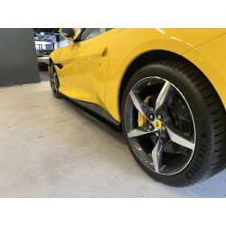 Pièces en carbone Tuning 2674 - Seitenschweller Ansatz Sideskirt Extension Vollcarbon Carbon passend für Ferrari Portofino